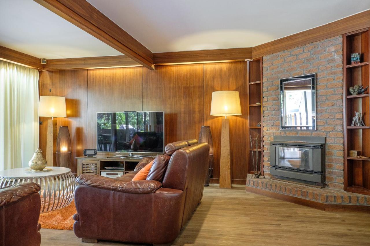 Spacious Hideaway Retreat, Brookfield, Brisbane Luaran gambar